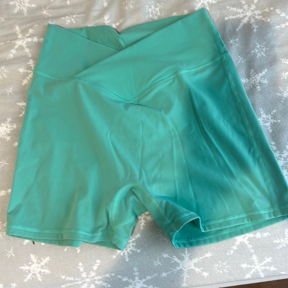 Siren Short Mint Buffbunny
